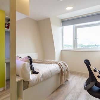 Bronze En Suite - Image 3